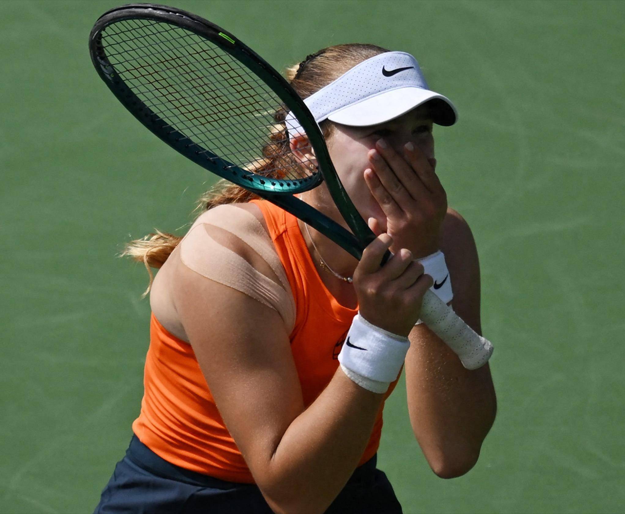 莎拉波娃连续七场比赛得分超过赛况扑朔迷离,加拿大队挑战极限! 莎拉波娃连续七场比赛得分超过赛况扑朔迷离,加拿大队挑战极限!